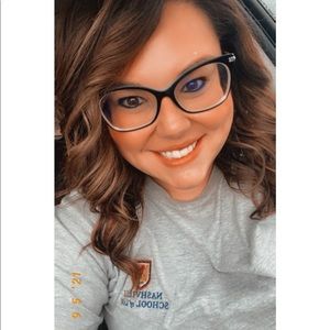 Meet your Posher, Abby